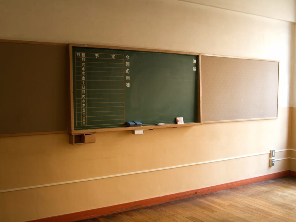 調布市の学校では、子供の居場所事業が始まります