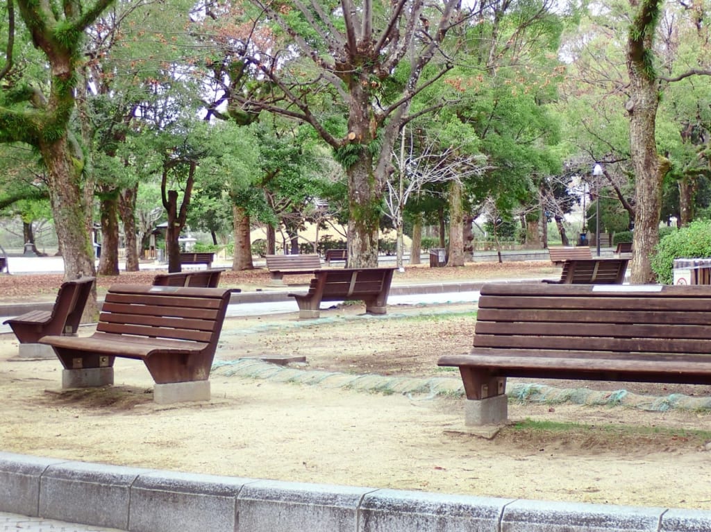 調布市内には、散歩に最適な公園がたくさんあります