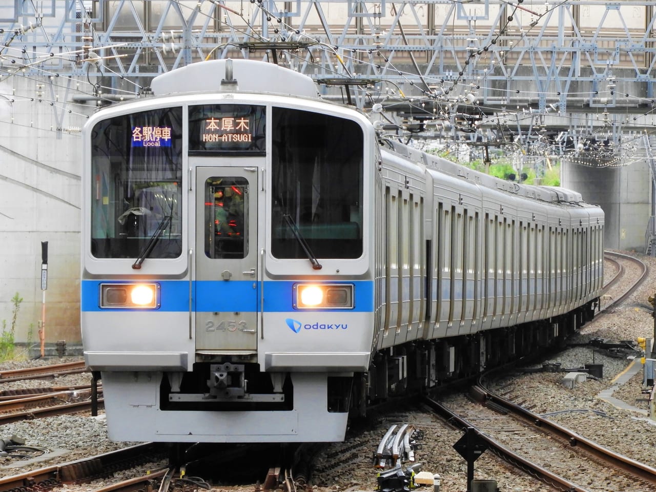 狛江市 年10月2日 和泉多摩川駅で人身事故 小田急小田原線で運転見合わせが発生しています 号外net 調布市 狛江市