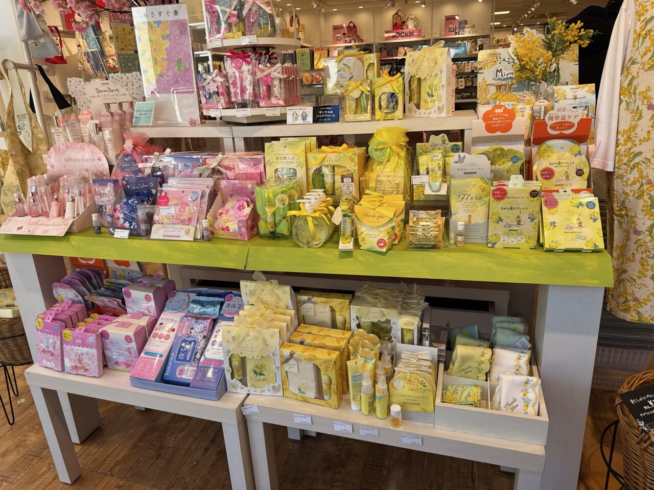 春のギフトコーナー