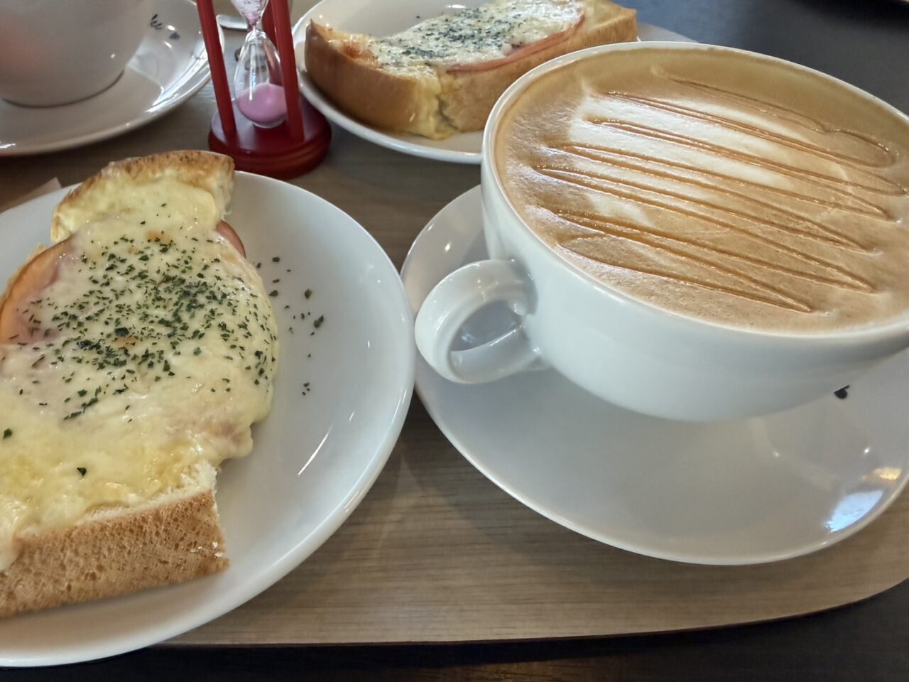 +料金でトーストにアレンジや追加も可能